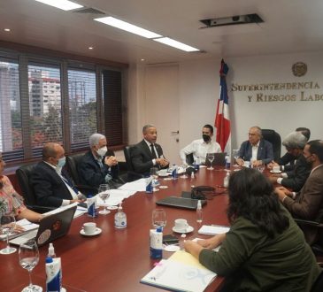 SISALRIL ratifica coberturas de jubilados y pensionados del Estado sin pago del monto adicional para 2022