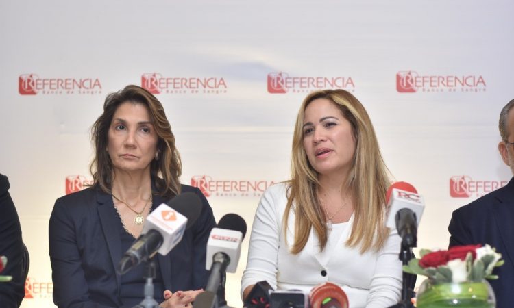 Referencia inicia en tres sucursales jornada de donación de sangre