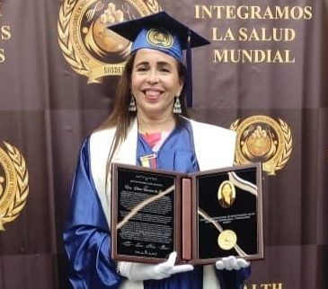 Odontóloga dominicana es investida con Doctorado Honoris Causa de SIISDET