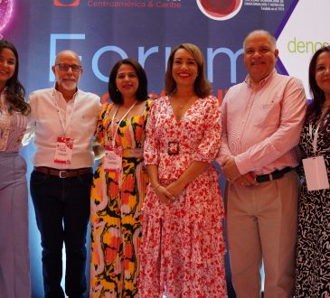 Endocrinólogos de SODENN disertaron sobre salud osteo-metabólica en foro de Cibao