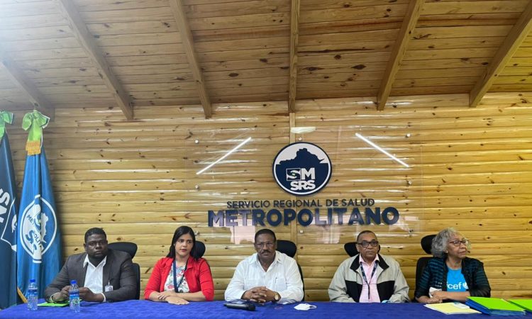 SNS y UNICEF capacitan sobre la importancia de la consulta prenatal