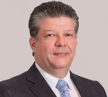Dr. Julio Chestaro