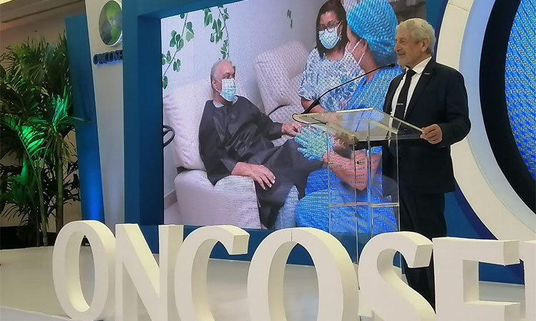 Oncoserv presentó su nuevo equipo de radiocirugía robótica CiberKnife