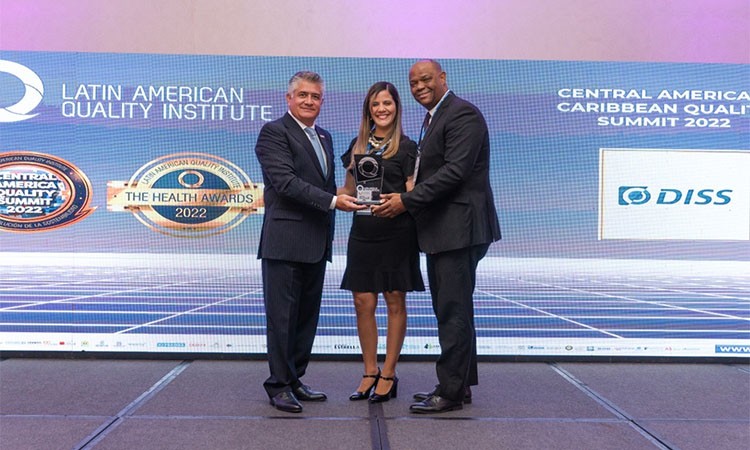 DISS Dominicana recibió galardón del Latin American Quality Institute