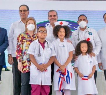 Gobierno anuncia próximas obras en hospitales del sur y la línea noreste