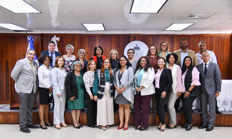 Organismos nacionales e internacionales de salud firman alianza Organismos nacionales e internacionales de salud firman alianza