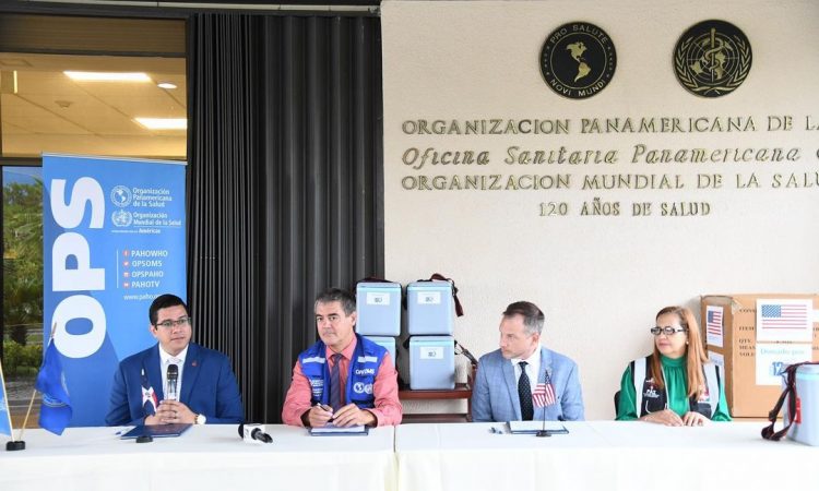MSP recibe equipos isotérmicos para conservar vacunas