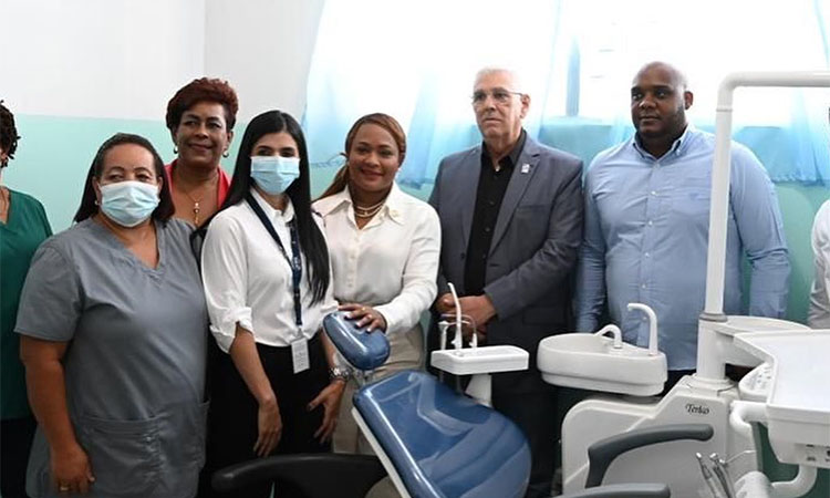 SNS inauguró cinco unidades odontológicas en el este del país SNS inauguró cinco unidades odontológicas en el este del país