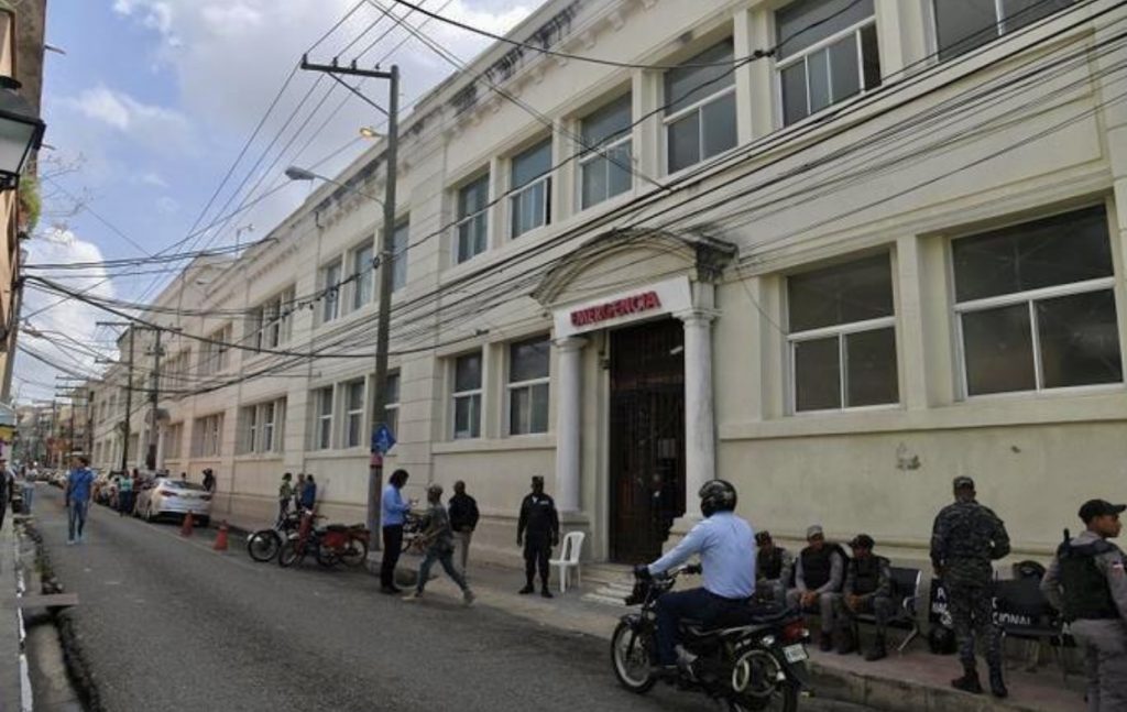 CMD reclama un voluntariado colegiado para el Hospital Padre Billini