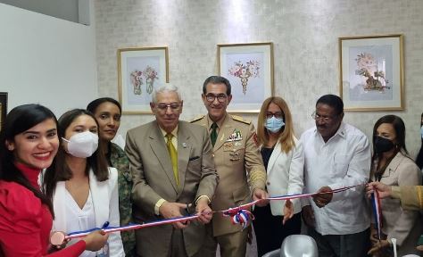 SNS entrega nuevos equipos odontológicos a Ministerio de Defensa