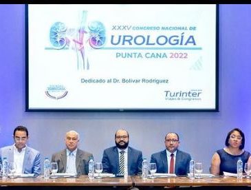 Urólogos presentaron congreso nacional a casas comerciales