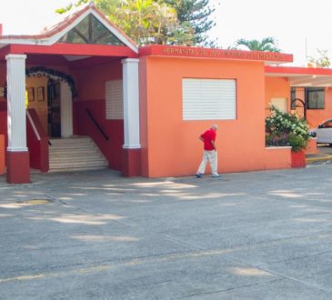 TSS entrega donación al Hogar de Ancianos San Francisco de Asís