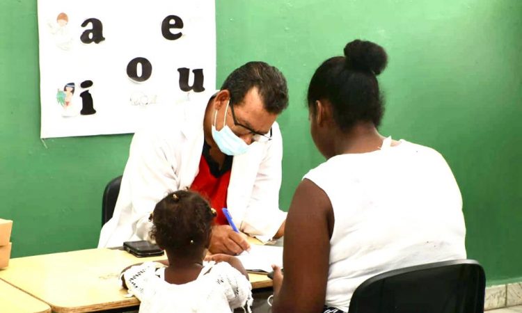 Jornada de Salud benefició a alrededor de 2,000 personas en Bahoruco