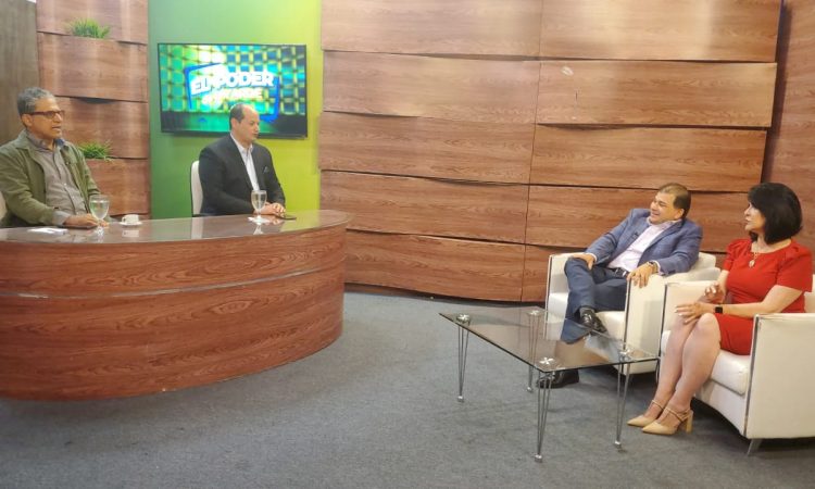 Segundas opiniones remotas y récord electrónico, tendencias en salud digital en RD