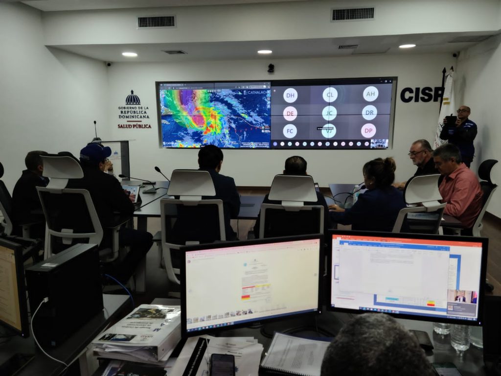 MSP instruye supervisión de albergues para verificar condiciones sanitarias durante el paso del huracán Fiona