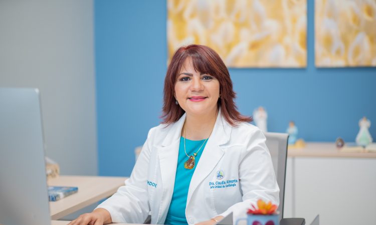 Dra. Claudia Almonte jefa de la Unidad de Cardiología CEMDOE
