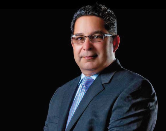 Dr. Eduardo Read