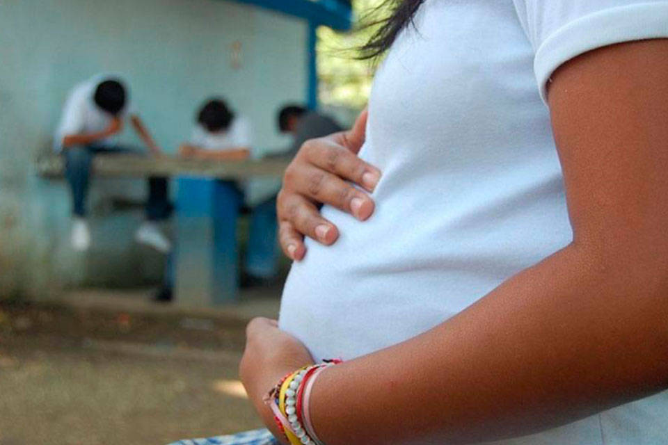 El embarazo adolescente le cuesta 245 millones anuales al país