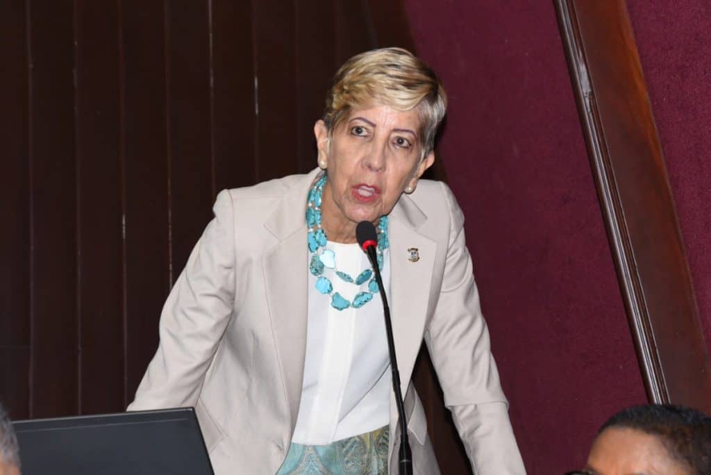 Senadora Ginnette Bournigal descarta necesidad de aprobar ley para regular el uso de antibióticos senadora Ginnette Bournigal