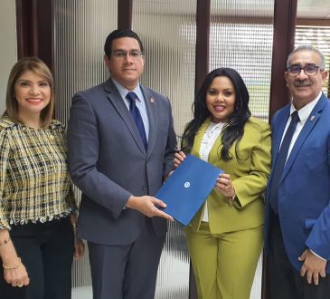 Parlacen promueve reforma de la Ley 12-06 sobre salud mental