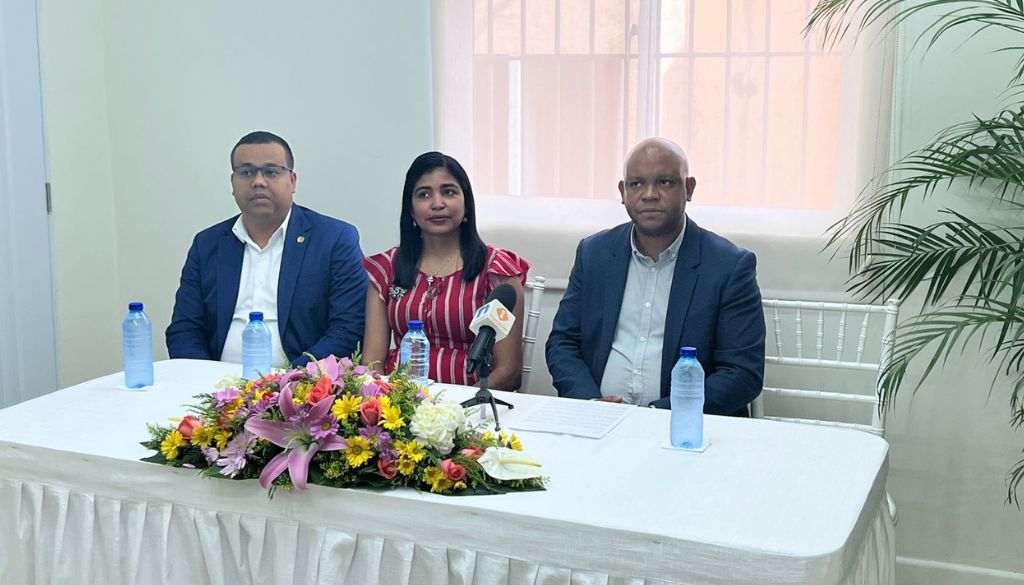 Instituto de Salud Mental y Telepsicología inauguró sede en Santo Domingo Instituto de Salud Mental y Telepsicología inauguró sede en Santo Domingo