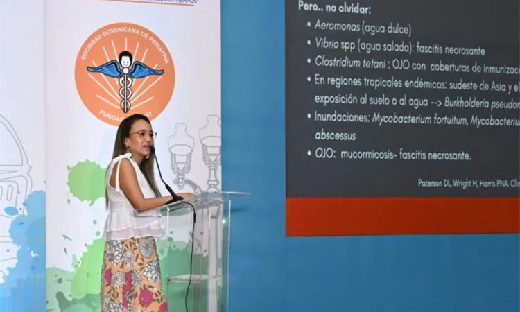 Pediatra infectóloga alerta sobre control de infecciones tras inundaciones y desastres