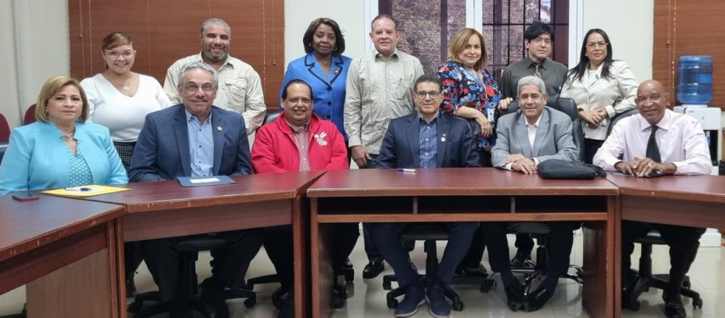 ADOFEM discutió agenda de las escuelas de medicina en su última reunión ordinaria ADOFEM discutió agenda de las escuelas de medicina en su última reunión ordinaria