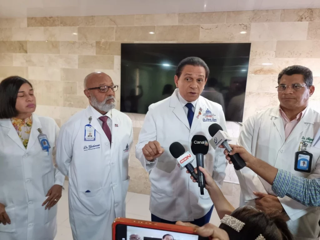 Salud Pública descarta brotes de cólera y falta de insumos en la Red Pública Salud Pública descarta brotes de cólera y falta de insumos en la Red Pública