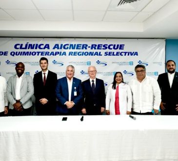 Centro Médico Punta Cana presenta Programa Internacional de Tratamiento Selectivo para Cáncer