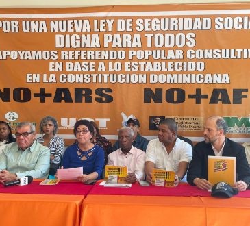 Organizaciones sociales respaldan acciones del CMD contra las AFP y ARS para transformar la seguridad social