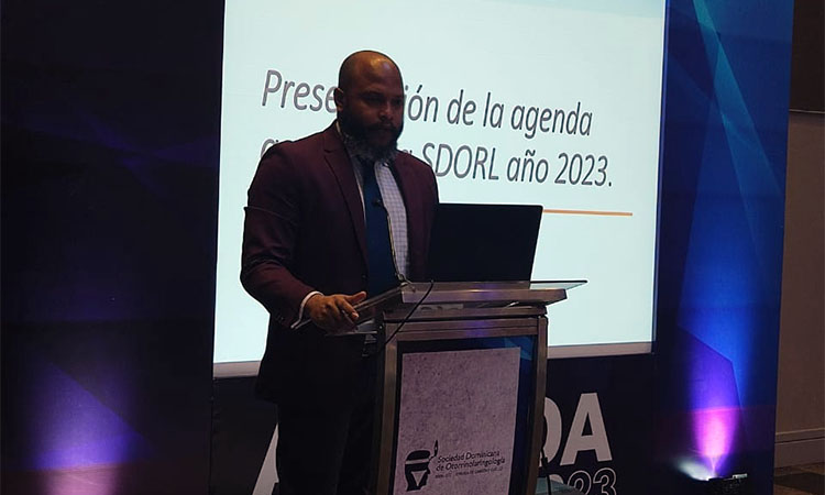 Otorrinolaringólogos presentan su directiva y agenda médica para 2023