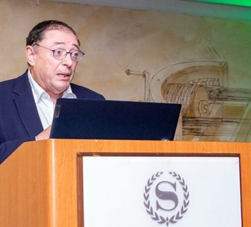 Dr. Santiago Palacios