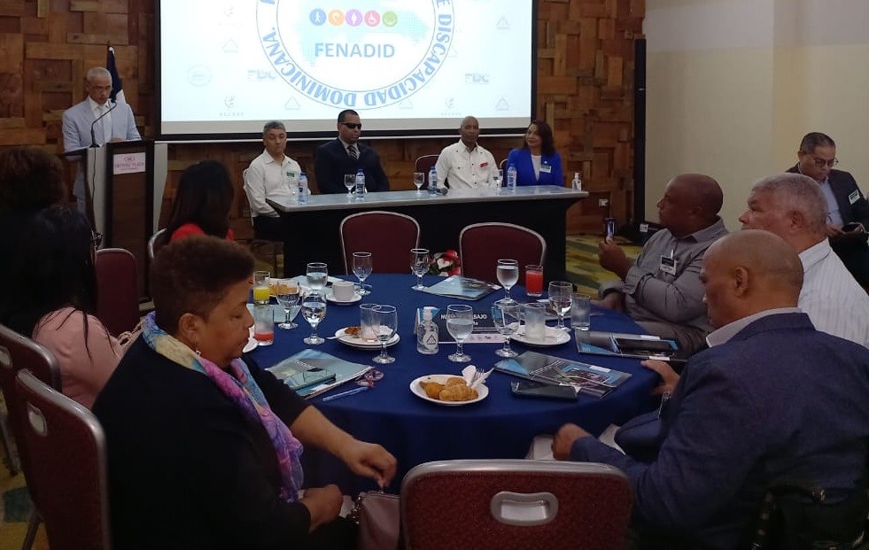 Personas con discapacidad reclaman mayor participación en políticas oficiales