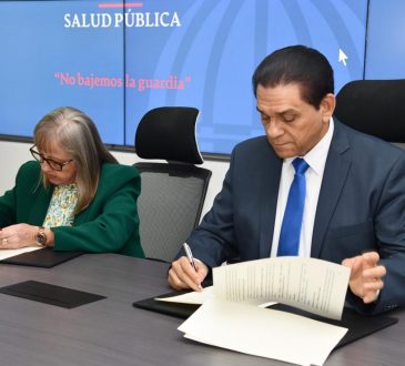 MSP y FEDEFARMA sellan acuerdo para estimular crecimiento del sector salud