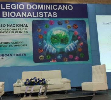 Sued&Fargesa disertó sobre microbiología molecular