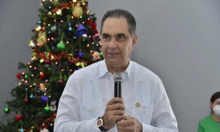 Dr. Santiago Hazim