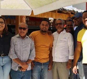 Hospital Juan de Herrera reconoció labor de su personal en encuentro navideño