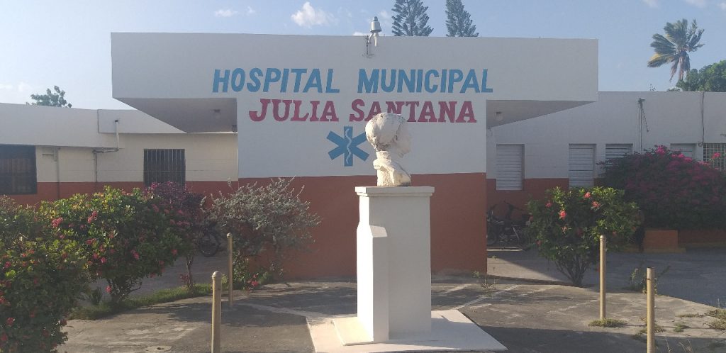 SNS comenzará remozamiento del Hospital Julia Santana en enero Hospital Julia Santana del municipio de Tamayo