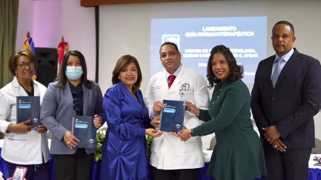 Centro de Gastroenterología presentó su primera Guía Farmacoterapéutica