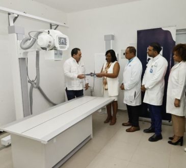 SNS entrega más de RD$40 millones en equipos para fortalecer hospitales