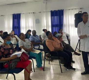 Personal del Hospital Rodolfo recibe capacitación sobre manejo del cólera