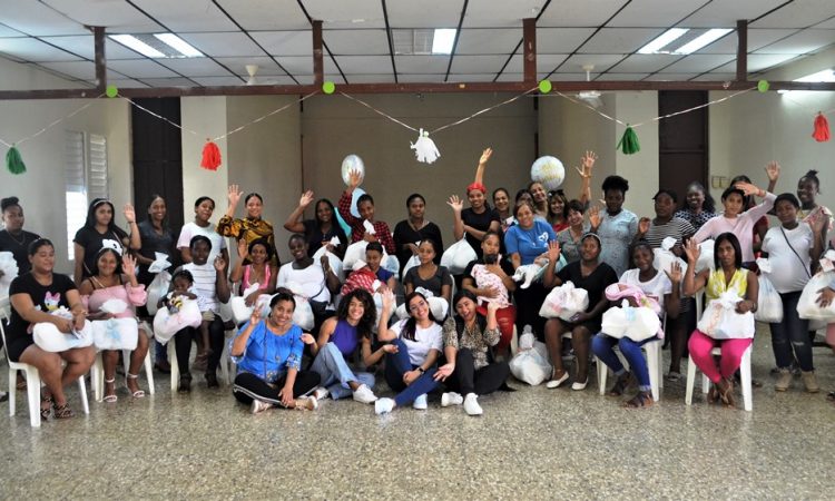 Jornada médica benefició a embarazadas vulnerables en Santo Domingo Este