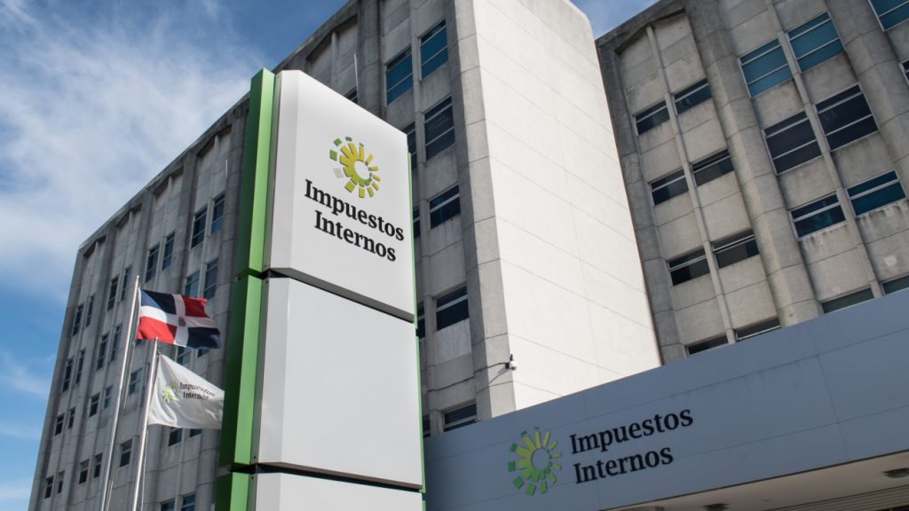 DGII rompe récord de recaudación con más de RD 656,000 millones en 2022 DGII rompe récord de recaudación con más de RD 656,000 millones en 2022
