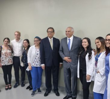 Estudiantes de Medicina de la Universidad de Columbia visitaron la Escuela de Medicina UNPHU