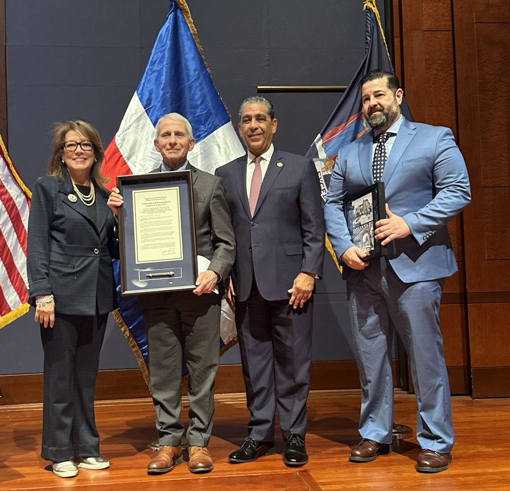 Dominicanos escogidos para entregar reconocimiento oficial del Congreso de Estados Unidos al doctor Anthony Fauci
