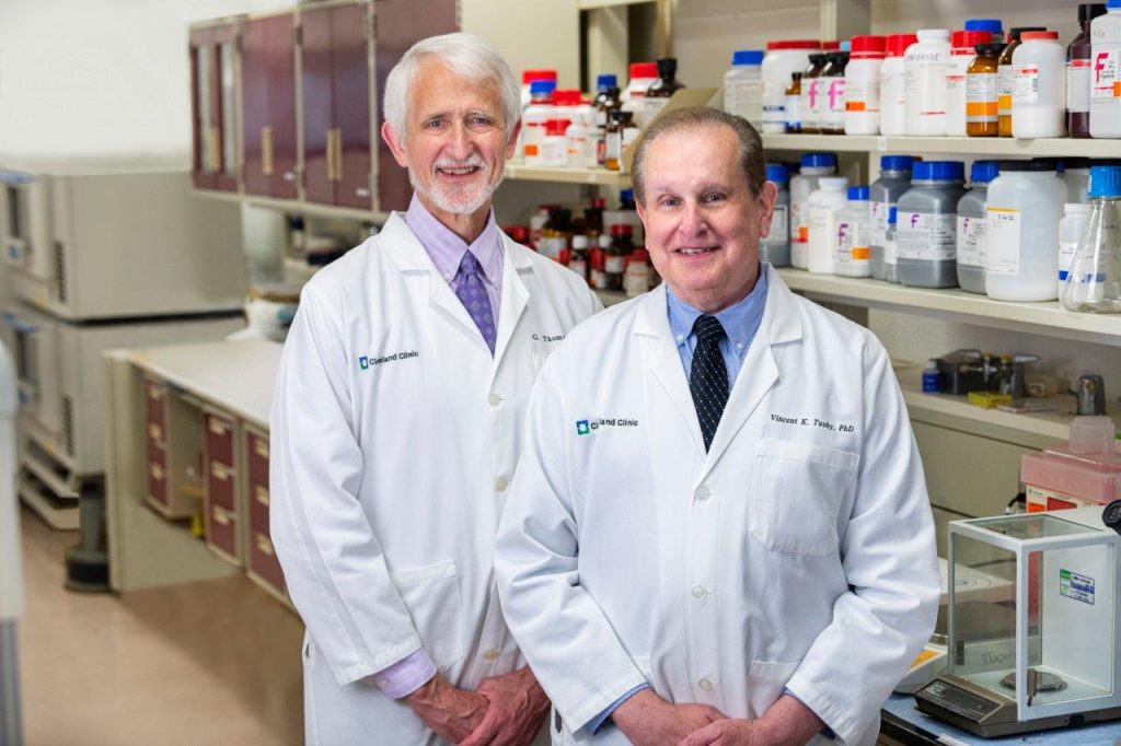 G.-Thomas-Budd-Y-Vincent-Tuohy (EPD)-investigadores