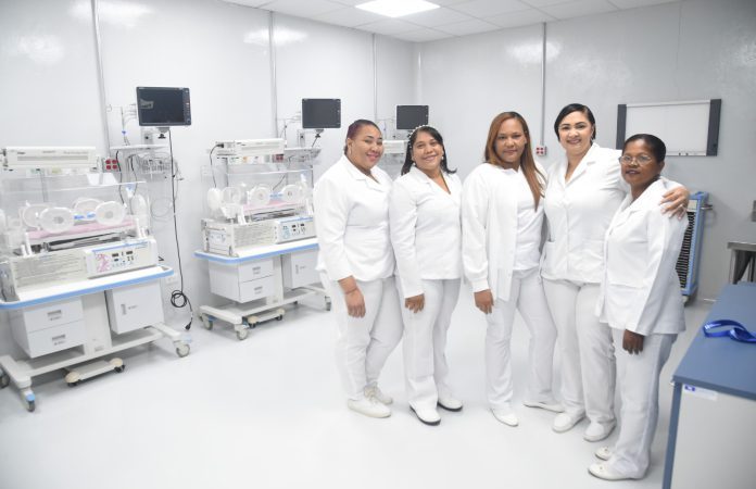 SNS apertura UCI adulto y neonatal en Hospital Ciudad Juan Bosch