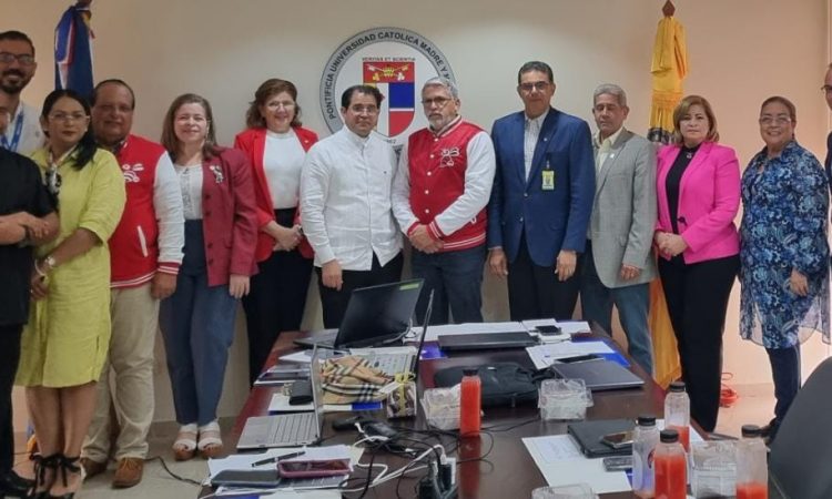 PLANDES, ENURM y el I Congreso de Educación Médica, principales temas discutidos en última reunión de ADOFEM