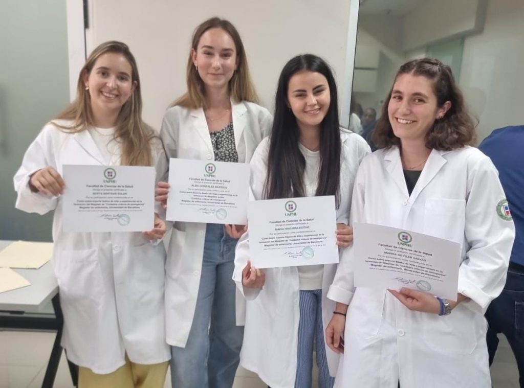 UNPHU- COSMOS dictó curso ‘Soporte Básico de Vida’ con enfermeras magísteres de Barcelona UNPHU- COSMOS dictó curso ‘Soporte Básico de Vida’ con enfermeras magísteres de Barcelona