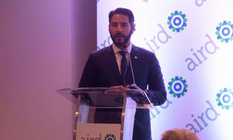Superintendente de pensiones advierte disminución en la remuneración de cotizantes